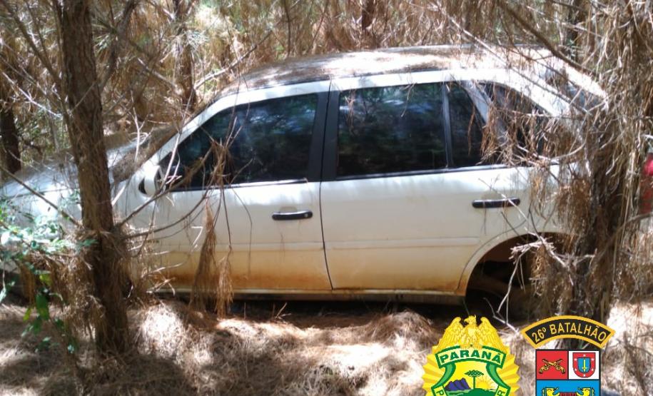 Polícia Militar recupera carro roubado, apreende drogas e encaminha um adolescente por agressão em situações separadas, nos Campos Gerais do Paraná