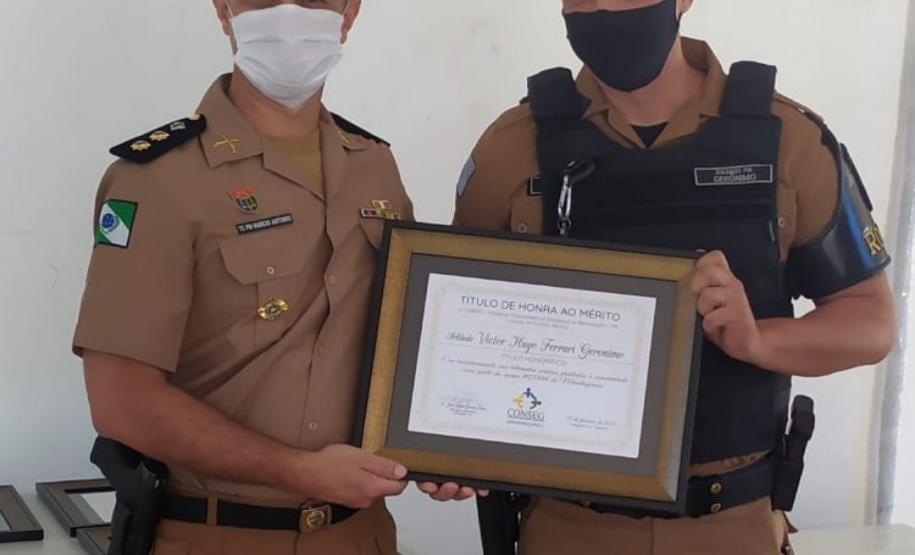 CONSEG homenageia policiais militares que se destacaram no serviço em Mandaguaçu (PR)