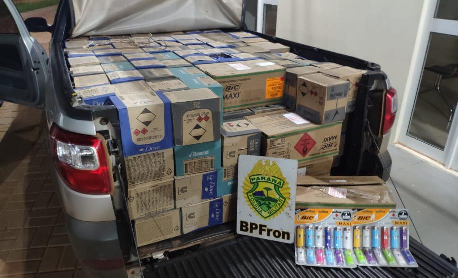 Duas abordagens do BPFron terminam com contrabando e 12 quilos de capulho de maconha apreendidos no Oeste do PR
