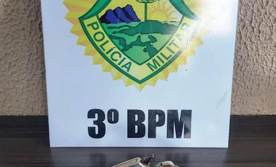 Em ações distintas, PM encaminha duas pessoas por crimes diversos e recupera táxi roubado, no Sudoeste do Paraná