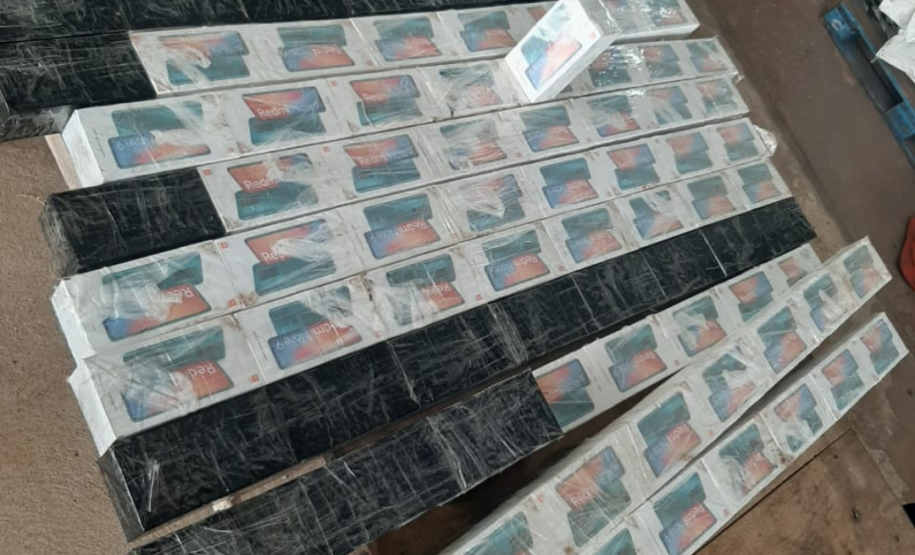 Carro com 210 celulares contrabandeados é apreendido pelo BPRv em Floresta (PR)