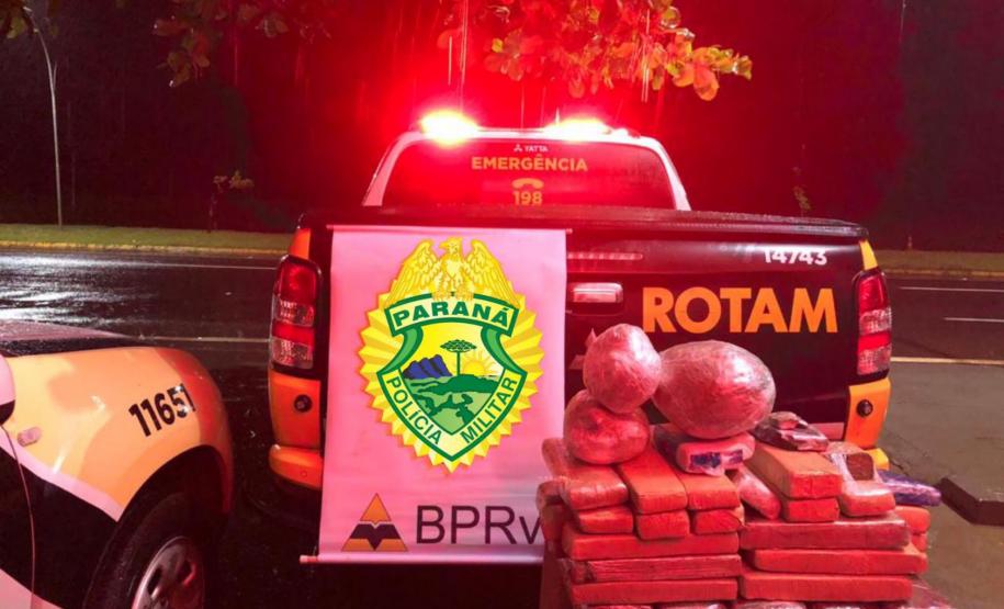BPRv apreende 18 pneus contrabandeados e mais de 37 quilos de maconha em situações distintas no Noroeste do estado