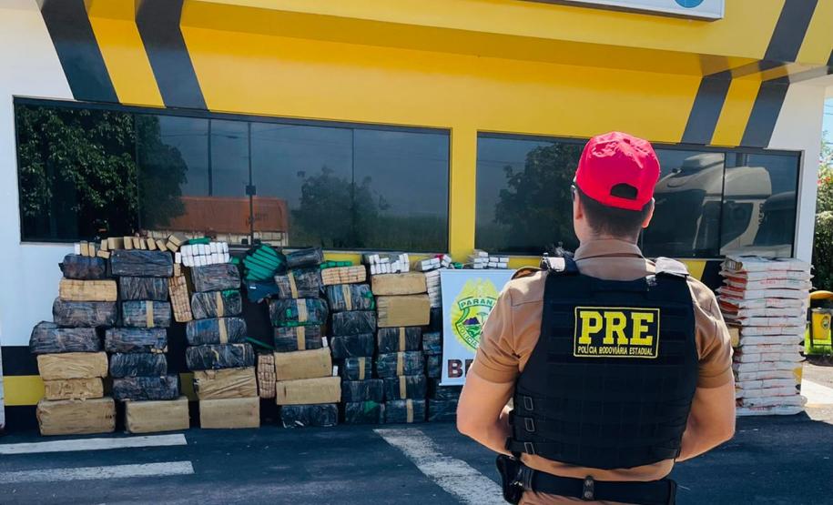 Mais de duas toneladas de maconha são apreendidas pelo BPRv em Cruzeiro do Oeste (PR)