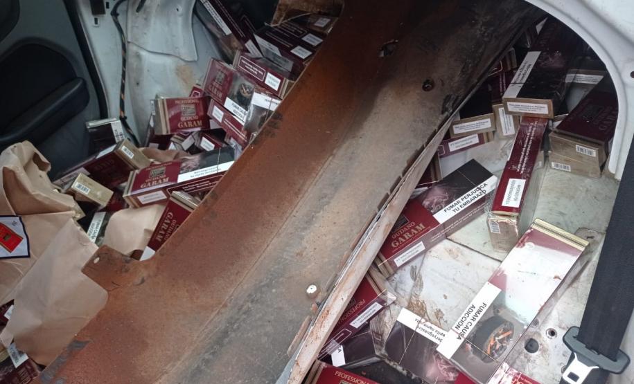 Mais de sete mil maços de cigarro contrabandeado são apreendidos pela PM em Guaíra, no Oeste