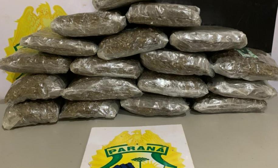 Ações distintas da Operação Hórus resultam na apreensão de drogas e na recuperação de carro roubado em regiões fronteiriças do estado