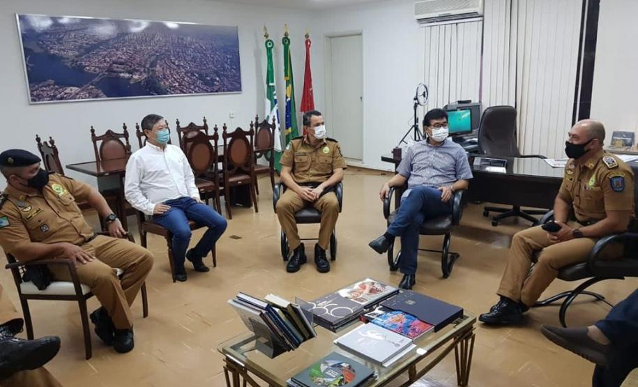 Comandante-Geral da PM preside passagem de comando de unidade de Rolândia e se reúne com autoridades no Norte do PR
