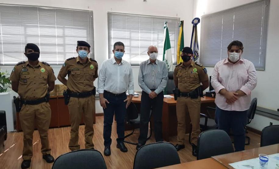 Comandante-Geral da PM preside passagem de comando de unidade de Rolândia e se reúne com autoridades no Norte do PR