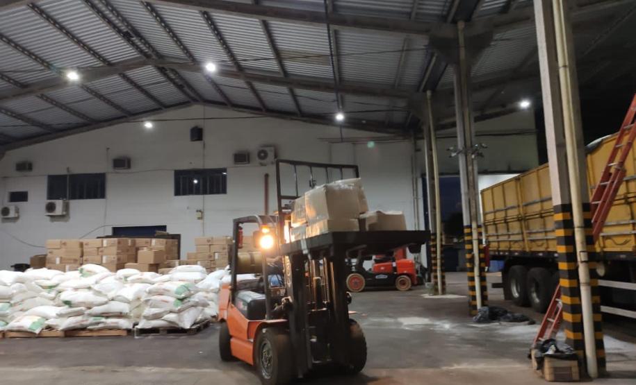 Grande quantidade de contrabando é apreendido pelo BPRv em meio a carga de farinha de trigo no Oeste do estado