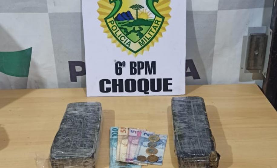 Mais de 3,3 quilos de maconha são apreendidos pela PM em terminal rodoviário de Cascavel (PR)