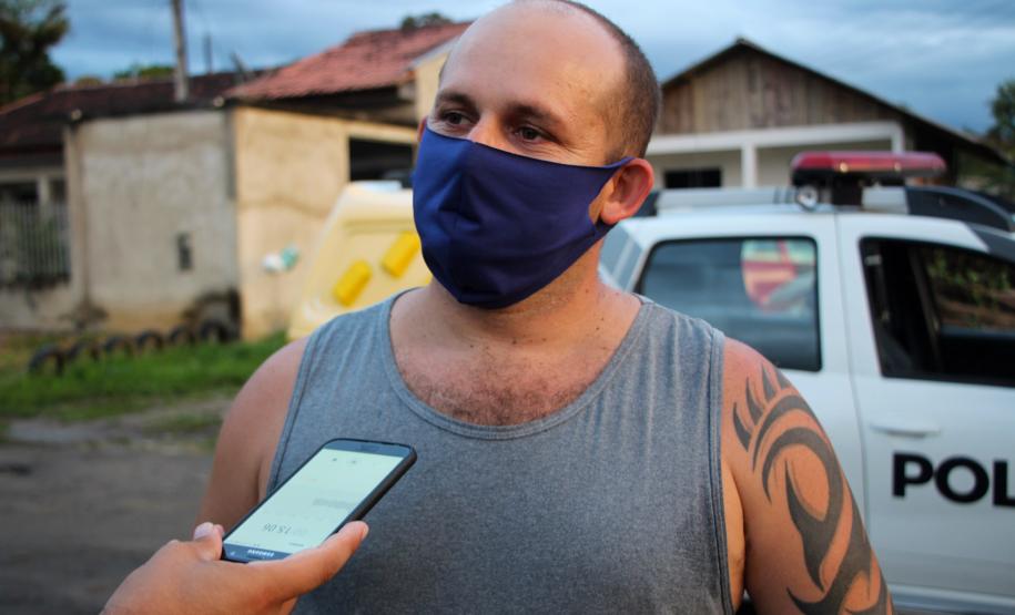 Menino admirador da PM recebe visita de policiais e ganha fardinha de presente de aniversário em Morretes (PR)