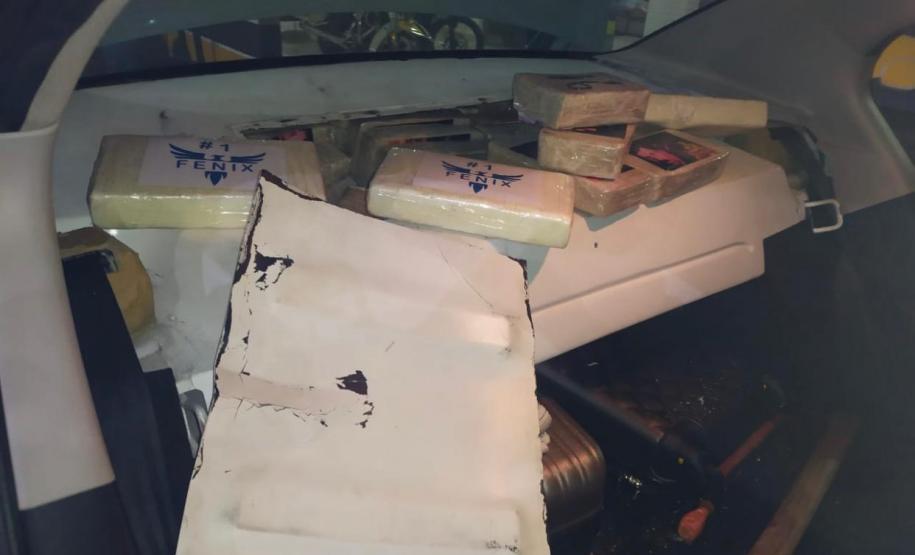 Família é encaminhada pela PM com quase 60 quilos de cocaína e crack em Cianorte (PR)