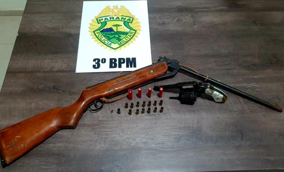 Fiscalização da PM do cumprimento das medidas de prevenção à Covid-19 resulta em quatro encaminhados e duas armas apreendidas no Sudoeste do PR