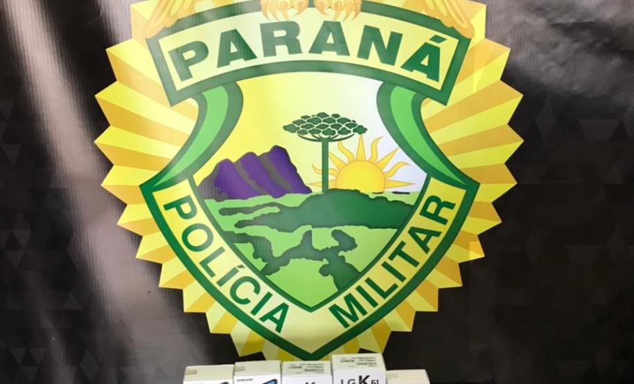 Instantes após crime, suspeito de roubar uma loja de telefonia é preso pela PM em Cruzeiro do Oeste (PR)