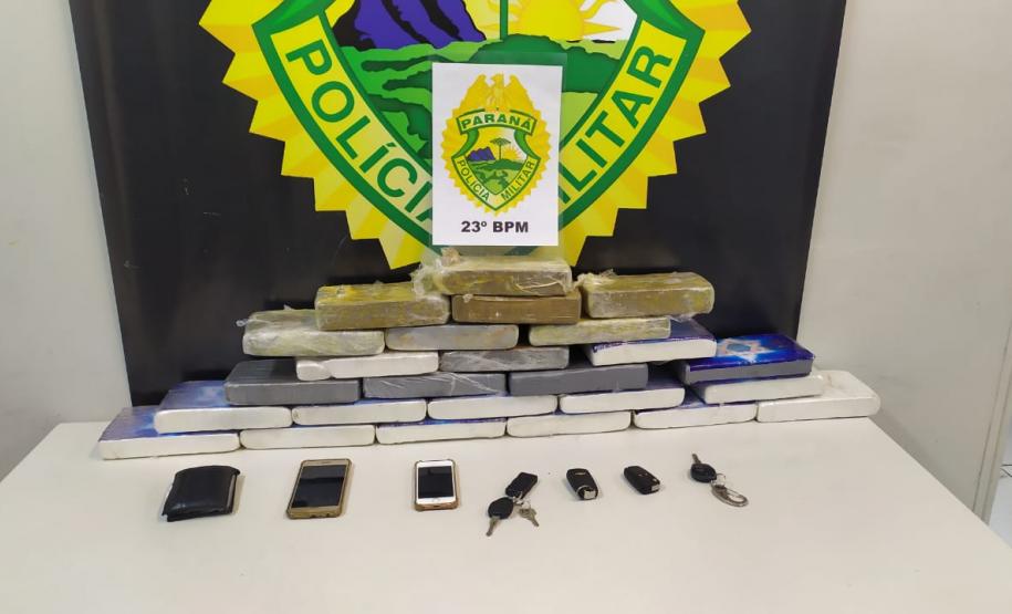 ROTAM apreende 26 quilos de crack e cocaína na CIC e no Água Verde, em Curitiba