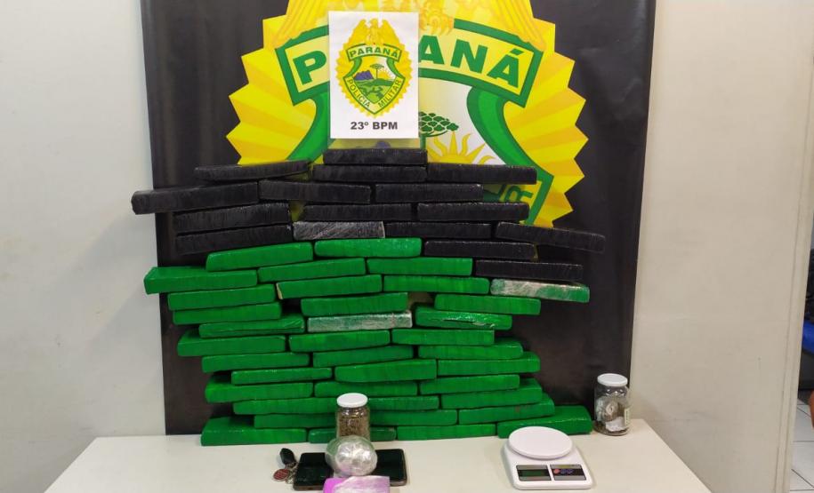 ROTAM prende casal e apreende mais de 34 quilos de maconha durante patrulhamento na CIC