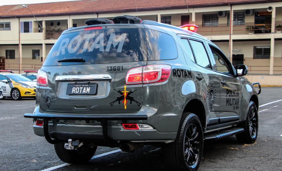 Nova plotagem das viaturas da ROTAM é apresentada ao Comandante-Geral da PMPR