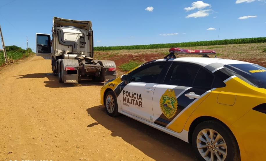 Caminhão roubado é recuperado pelo BPRv após denúncia em Cascavel (PR)