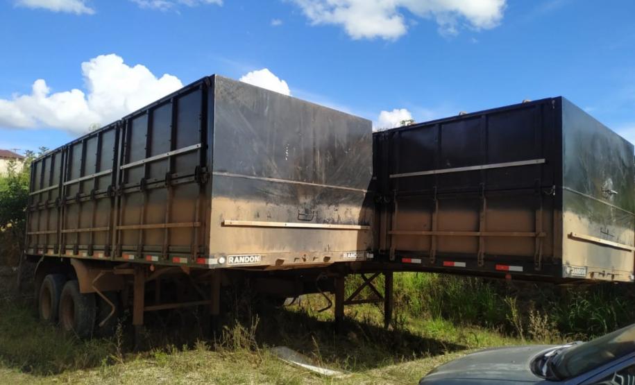 Em Palmeira (PR), PM recupera duas carretas carregadas com soja e prende autor de roubo a lanchonete em situações distintas
