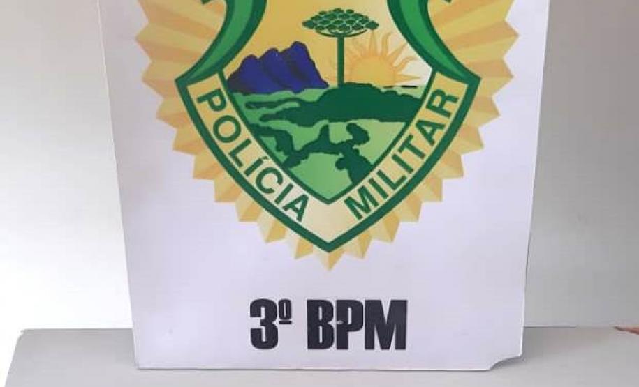 PM encaminha quatro pessoas e recupera carro roubado, em Pato Branco, no Sudoeste do estado