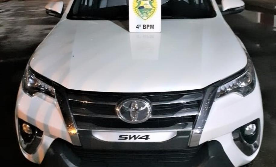 Polícia Militar de Maringá recupera dois veículos furtados/roubados e encaminha suspeitos do crime