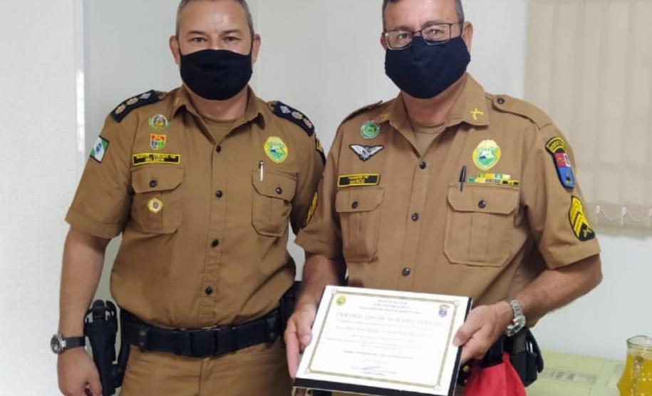 Comandante do BPRv homenageia policiais da unidade durante almoço em Curitiba
