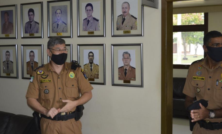 Batalhão da PM de Foz do Iguaçu (PR) recebe novo Comandante durante solenidade