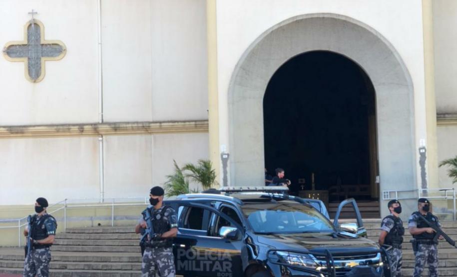 No Norte do estado, PM prende quatro homens e apreende armas de fogo e drogas em situações distintas