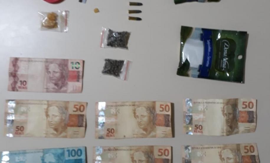 No Norte Pioneiro, PM prende oito pessoas e apreende várias porções de drogas em diferentes situações