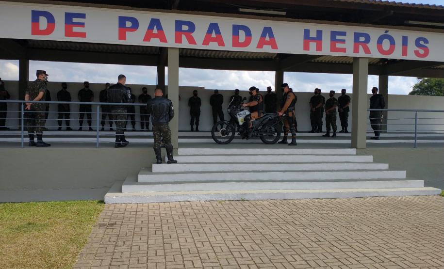 Policiais da ROCAM ministram instrução de pilotagem defensivas a militares das Forças Armadas em Curitiba