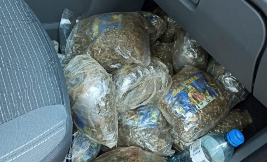 No Norte do Paraná, PM encaminha quatro pessoas por envolvimento com o tráfico, em ocorrências distintas