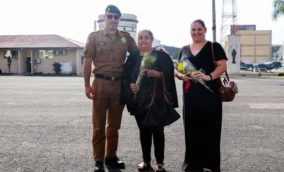 Banda de Música faz homenagem às mães policiais militares de todo o Paraná