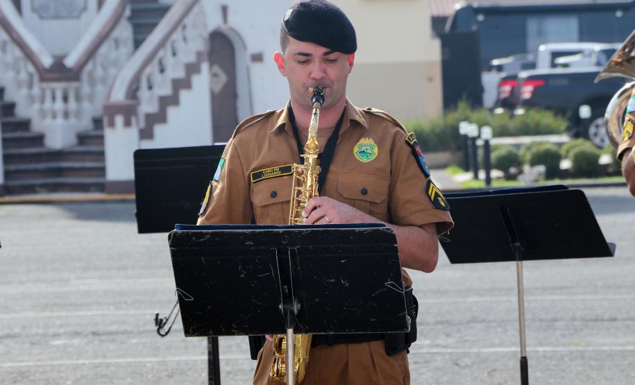 Banda de Música faz homenagem às mães policiais militares de todo o Paraná