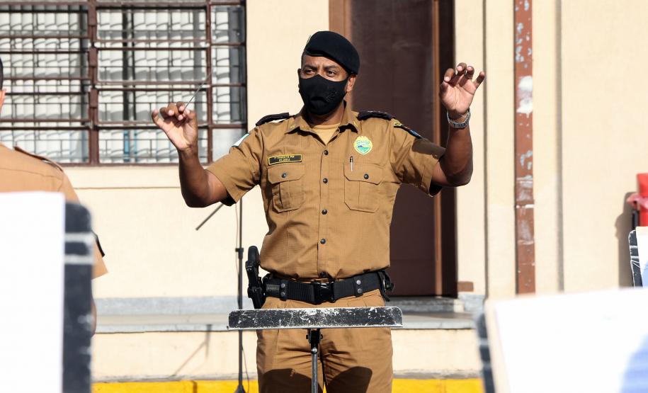 Banda de Música faz homenagem às mães policiais militares de todo o Paraná