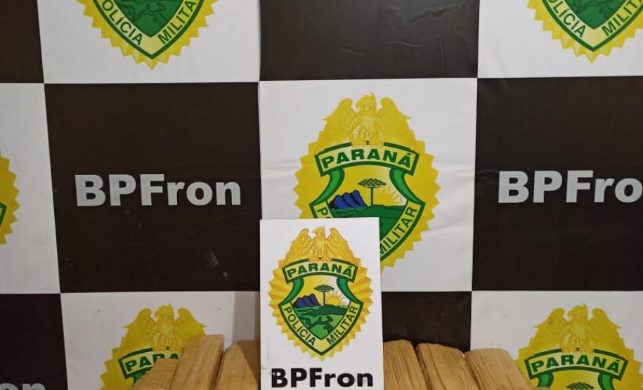 Na região fronteiriça do estado, PM encaminha foragido da justiça e apreende 24 quilos de maconha, durante Operação Hórus