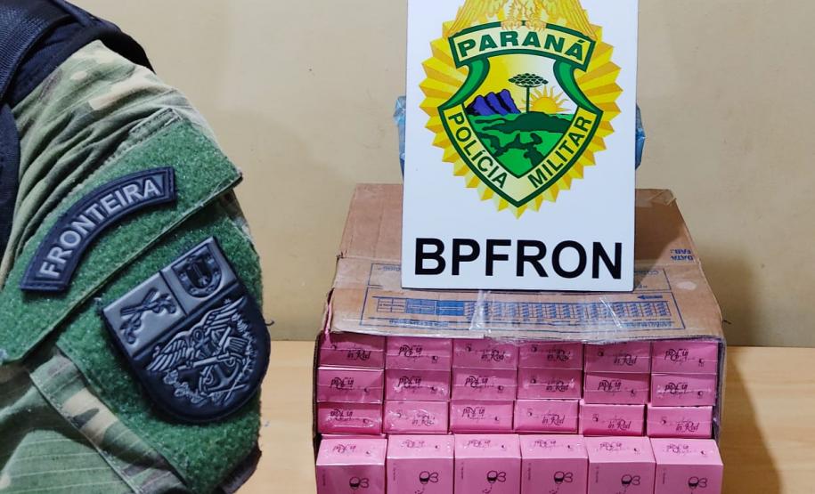 Passageiro com 22 celulares contrabandeados escondidos no corpo é abordado pelo BPFron em Cascavel (PR)