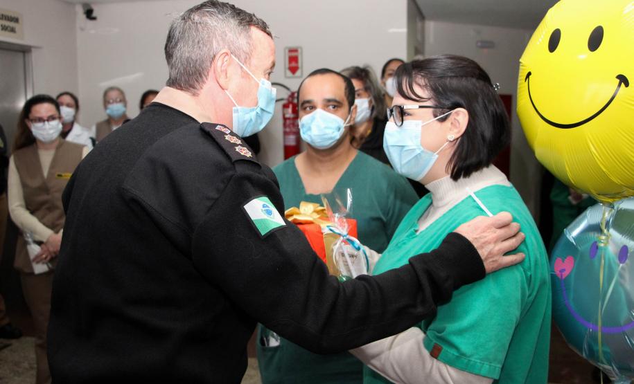 Profissionais de saúde são homenageados no Hospital da Polícia Militar em comemoração ao Dia Internacional do Enfermeiro