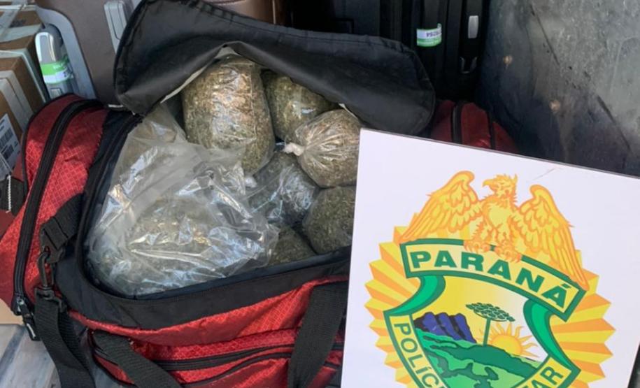 Passageiro de ônibus que seguia para Umuarama com maconha é preso pelo BPFron em Xambrê