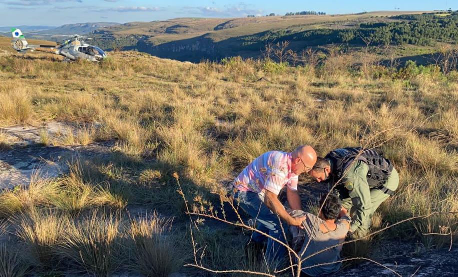 BPMOA encontra mulher perdida no Canyon Guartelá, nos Campos Gerais