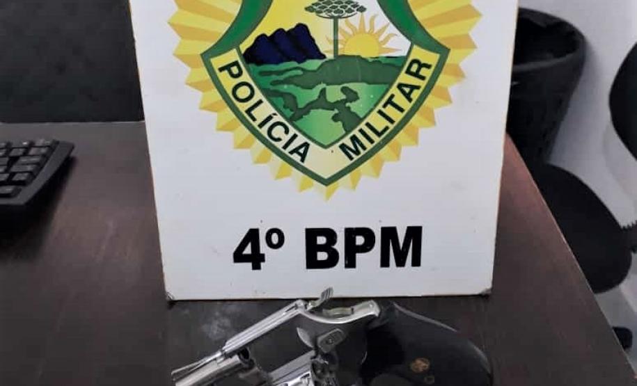 No Noroeste, PM cumpre mandados judiciais, encaminha foragidos e apreende armas