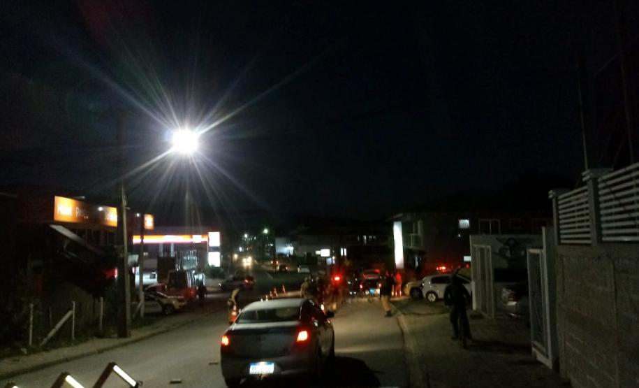 Equipe de Trânsito da PM recolhe veículos irregulares e lavra infrações de trânsito durante operações na Região Metropolitana