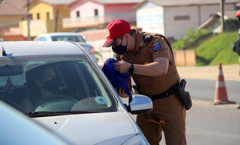 Orientações sobre trânsito viário são reforçados durante blitz educativa do Maio Amarelo em Almirante Tamandaré (PR)