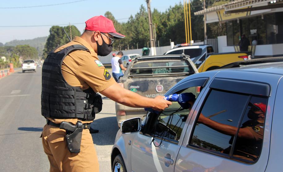 Orientações sobre trânsito viário são reforçados durante blitz educativa do Maio Amarelo em Almirante Tamandaré (PR)