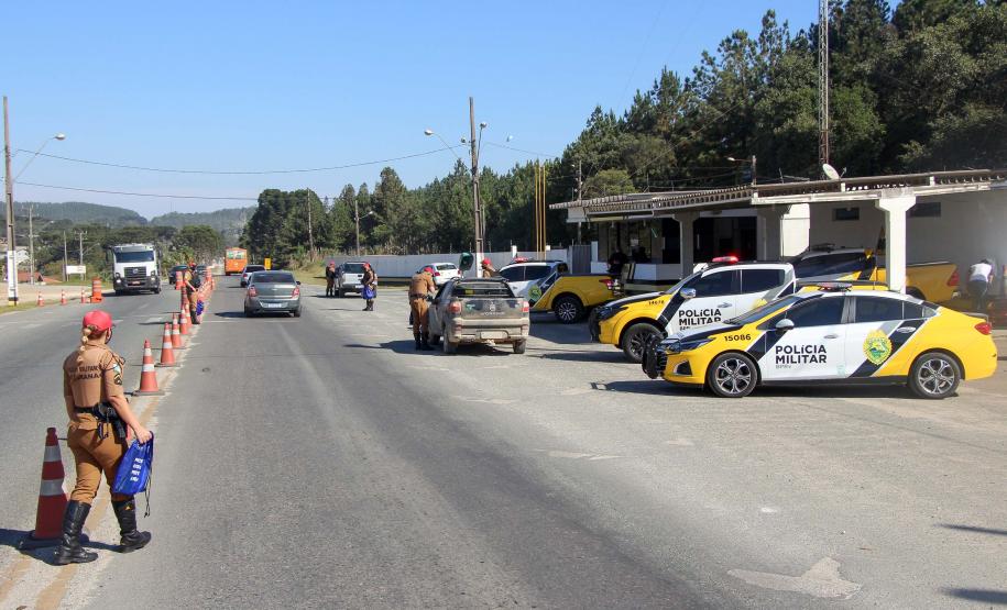 Orientações sobre trânsito viário são reforçados durante blitz educativa do Maio Amarelo em Almirante Tamandaré (PR)