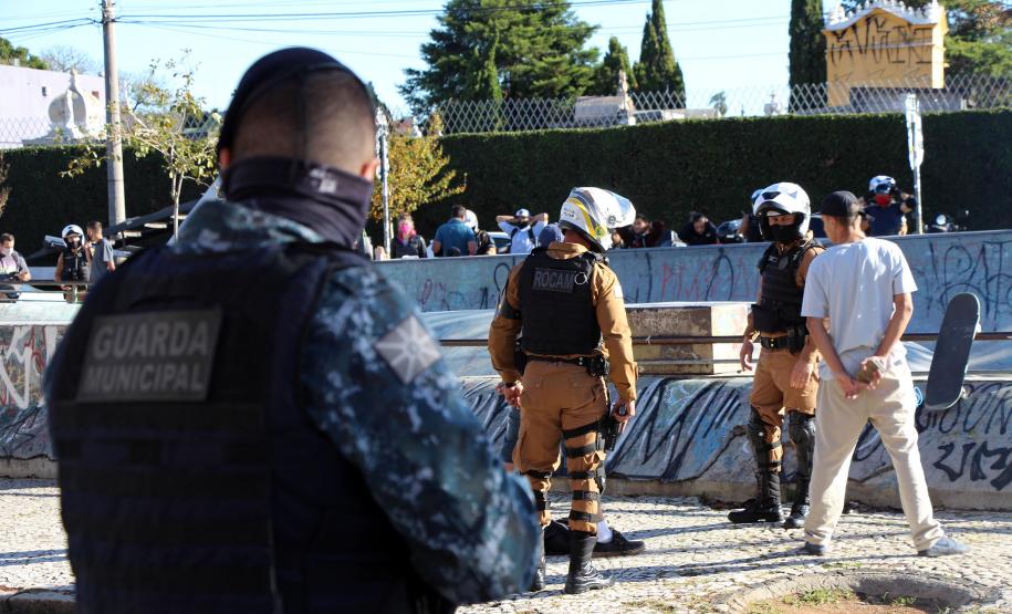 AIFU intensifica ações neste domingo e flagra aglomerações em locais públicos durante fiscalização na Capital