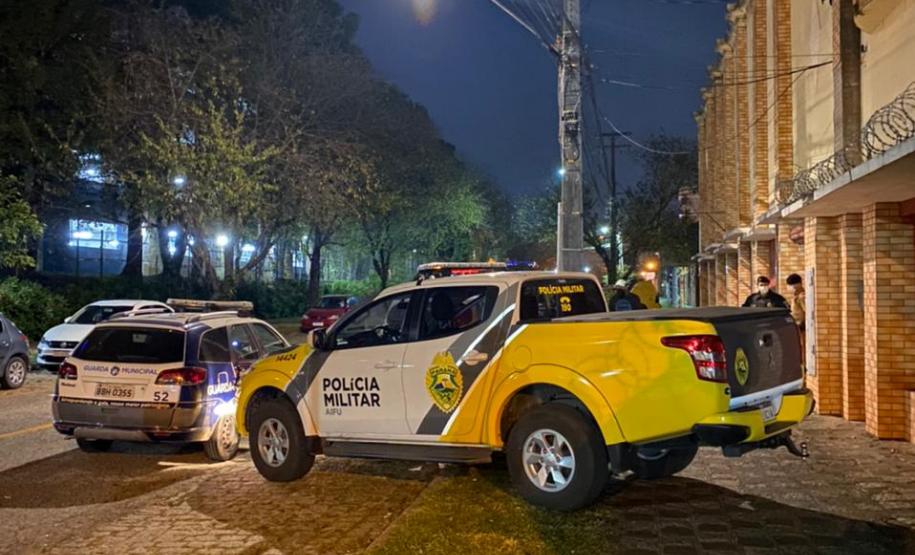 AIFU checa denúncia e flagra aproximadamente 120 pessoas idosas em barracão usado para prática ilegal de bingo