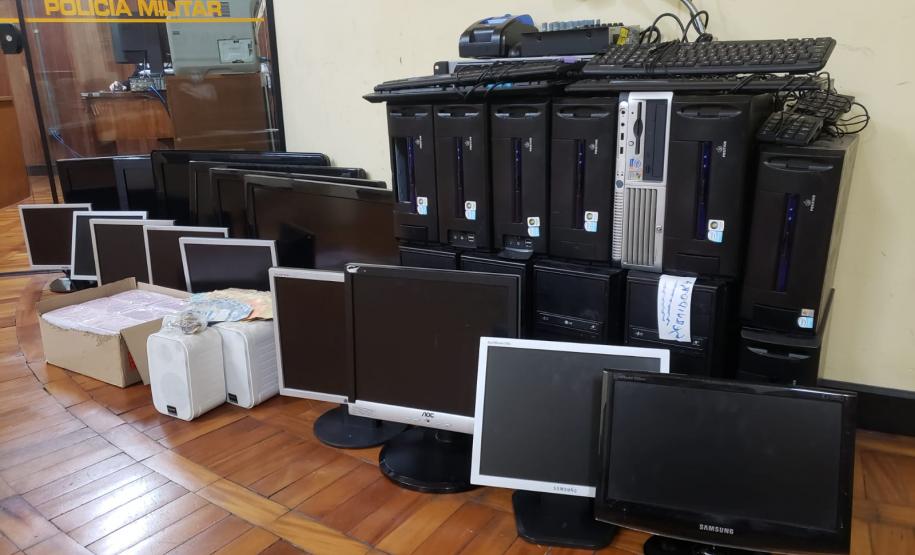 AIFU checa denúncia e flagra aproximadamente 120 pessoas idosas em barracão usado para prática ilegal de bingo