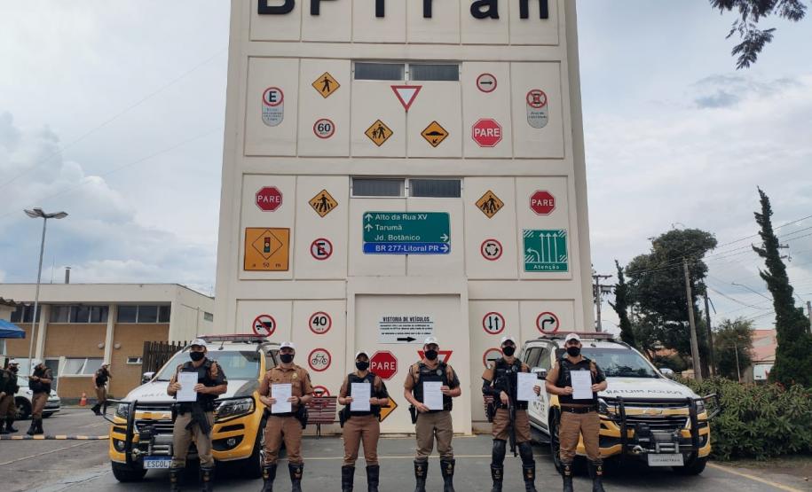 Policiais militares do BPTran são homenageados pelo profissionalismo aplicado no atendimento de ocorrência de tráfico na Capital