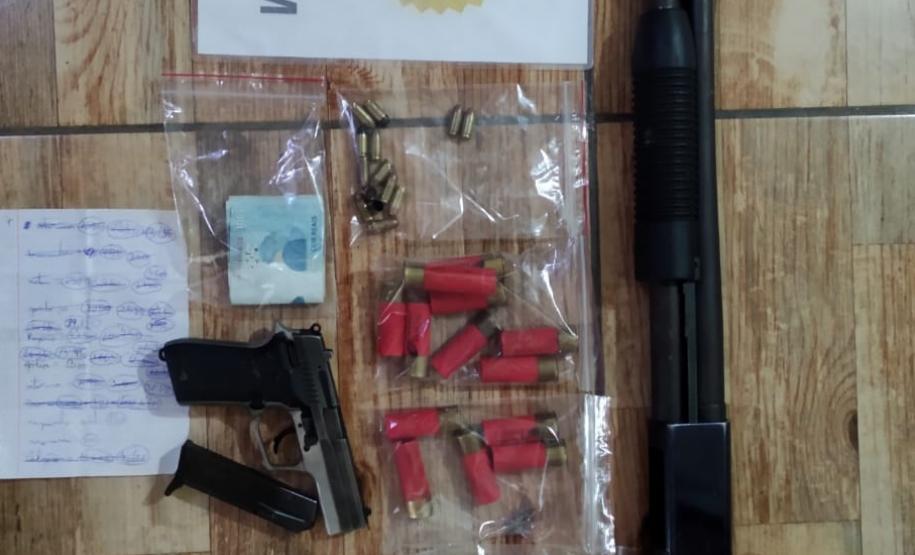 Em duas ocorrências, PM apreende quatro armas de fogo em Reserva e Imbaú, nos Campos Gerais
