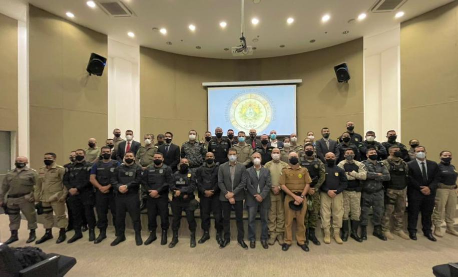 Especialista em Gerenciamento de Crises do Paraná ministra instrução no Acre