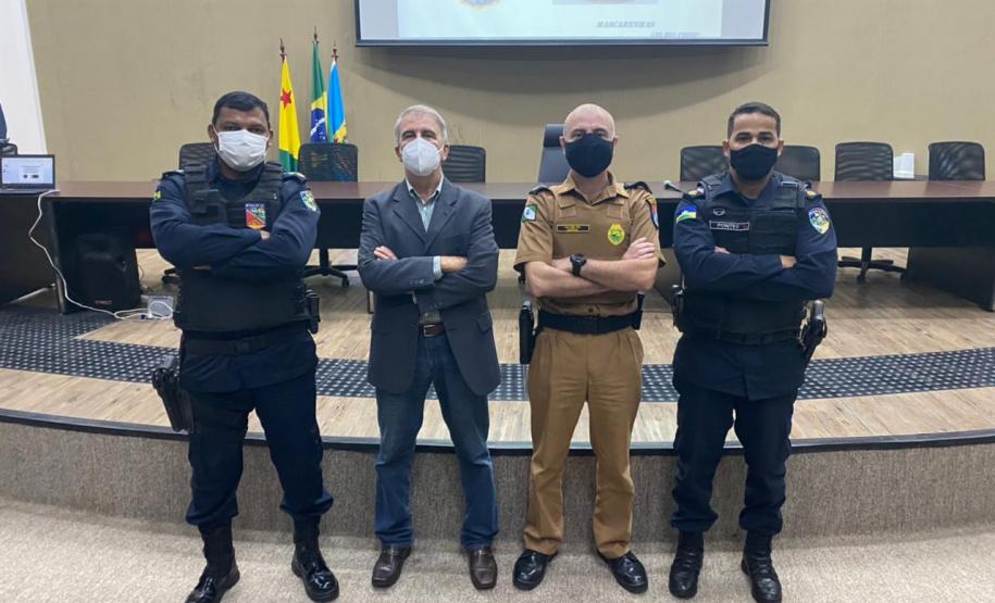 Especialista em Gerenciamento de Crises do Paraná ministra instrução no Acre